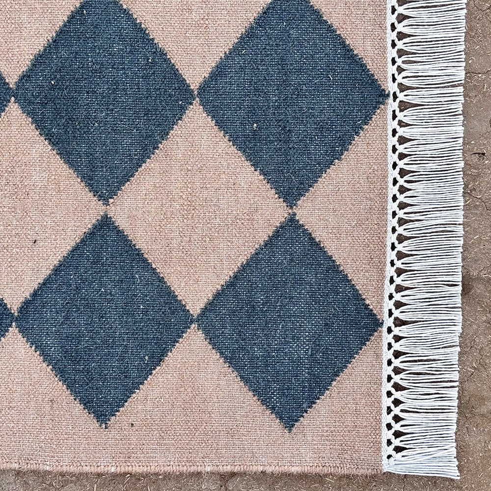 Handmade Vintage Multicolor Wool Dhurrie For Living